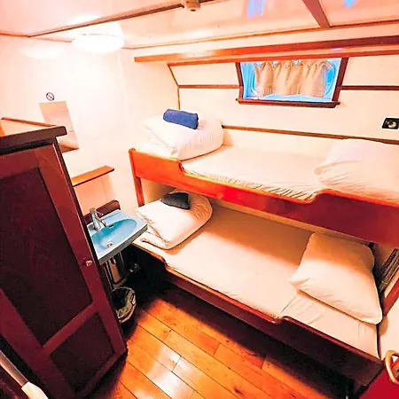 Hotelboat Hotel *
