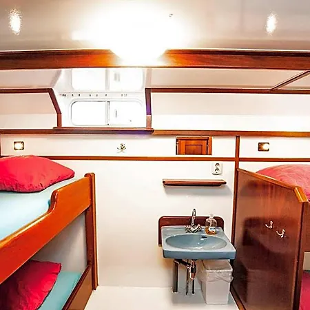 Hotel Hotelboat